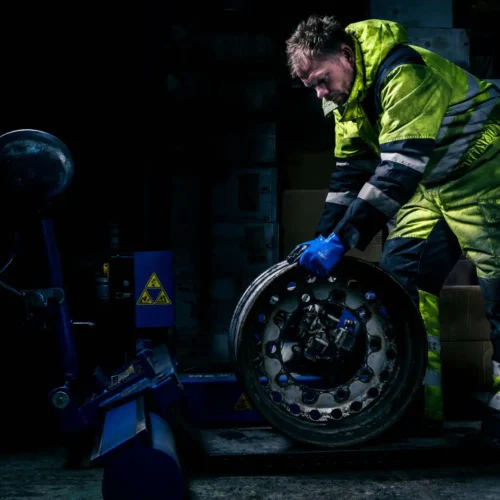 Alternative view of Montagehandskar med dubbel nitrilbeläggning vattentäta